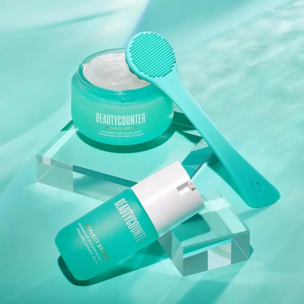 Beautycounter Reflect Effect AHA Smoothing Facial Mask - Picture 4 of 4